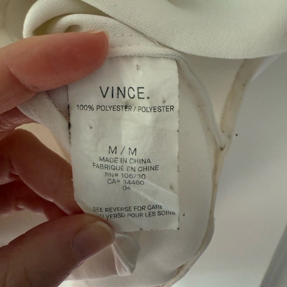 Vince Dolman V-Neck White Shirt Size Medium - Picture 8 of 13